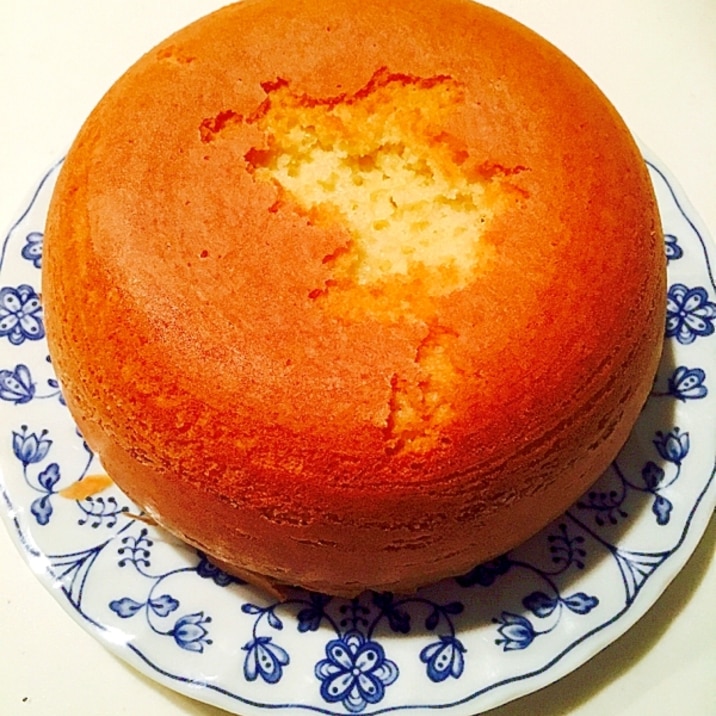 炊飯器だけで作る☆HMで簡単スポンジケーキ